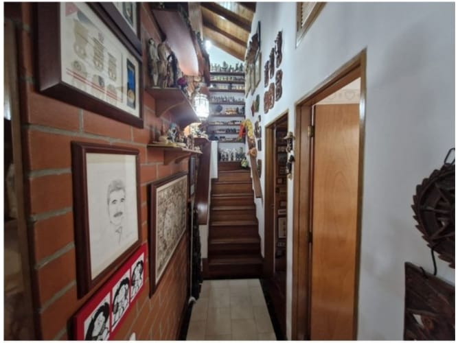 Casa de 3 alcobas en venta en El Poblado, Medellín, 240 m² · foto 14 de 24