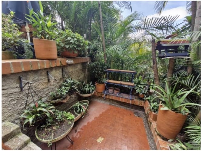 Casa de 3 alcobas en venta en El Poblado, Medellín, 240 m² · foto 19 de 24