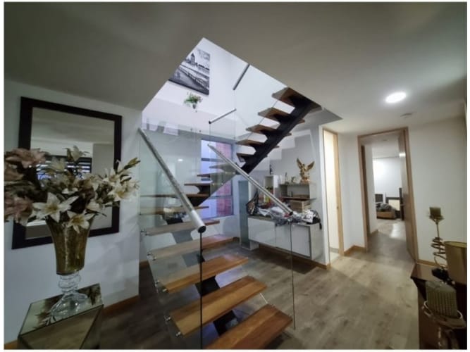 Apartamento de 4 alcobas en venta en Loma De Las Brujas, Medellín, 127 m² · foto 3 de 17