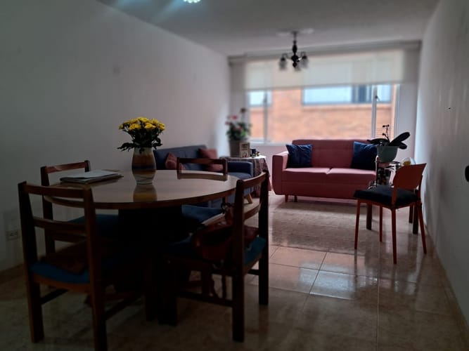 Apartamento de 3 alcobas en venta en Cedritos, Bogotá, 83 m² · foto 1 de 17
