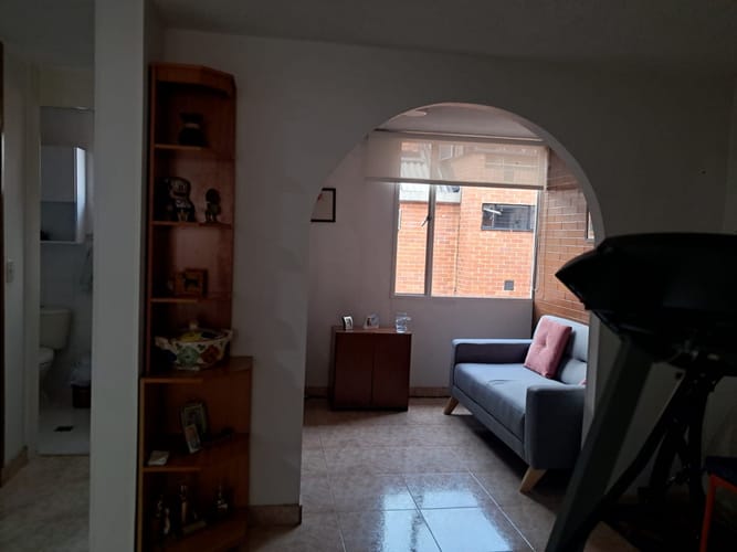 Apartamento de 3 alcobas en venta en Cedritos, Bogotá, 83 m² · foto 5 de 17