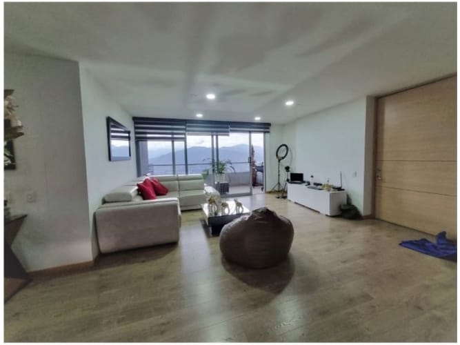 Apartamento de 4 alcobas en venta en Loma De Las Brujas, Medellín, 127 m² · foto 6 de 17