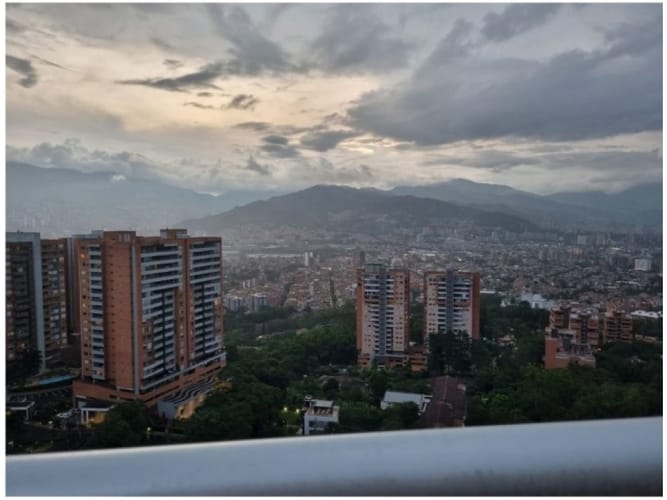 Apartamento de 4 alcobas en venta en Loma De Las Brujas, Medellín, 127 m² · foto 11 de 17