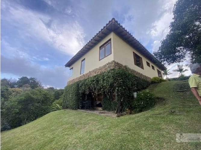 Casa de 4 alcobas en venta en Samaria, El Carmen de Viboral, 310 m² · foto 6 de 24