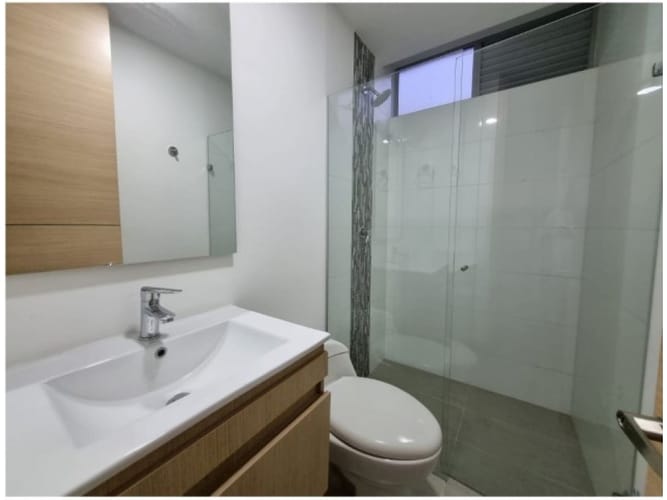 Apartamento de 4 alcobas en venta en Loma De Las Brujas, Medellín, 127 m² · foto 14 de 17