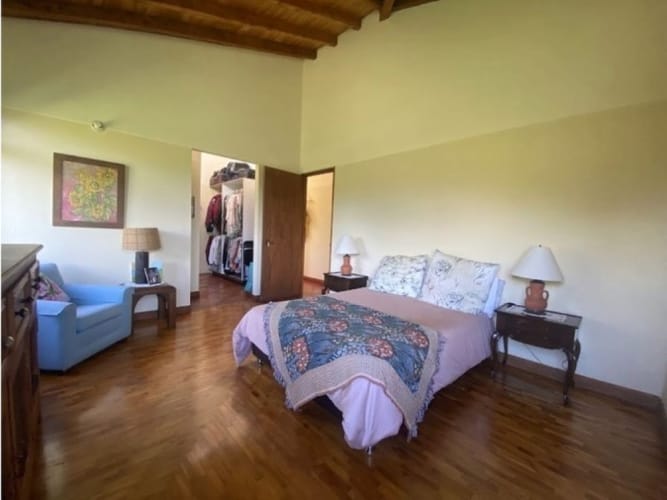 Casa de 4 alcobas en venta en Samaria, El Carmen de Viboral, 310 m² · foto 16 de 24