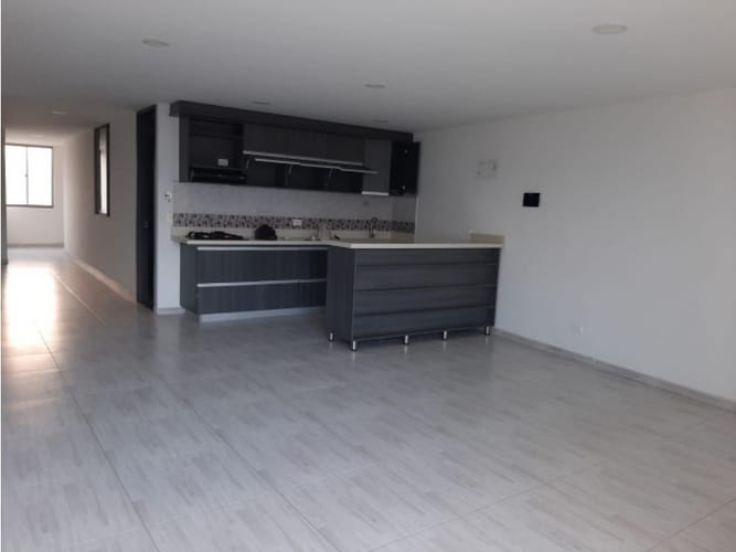 Apartamento de 3 alcobas en venta en Laureles, Medellín, 120 m² · foto 4 de 24
