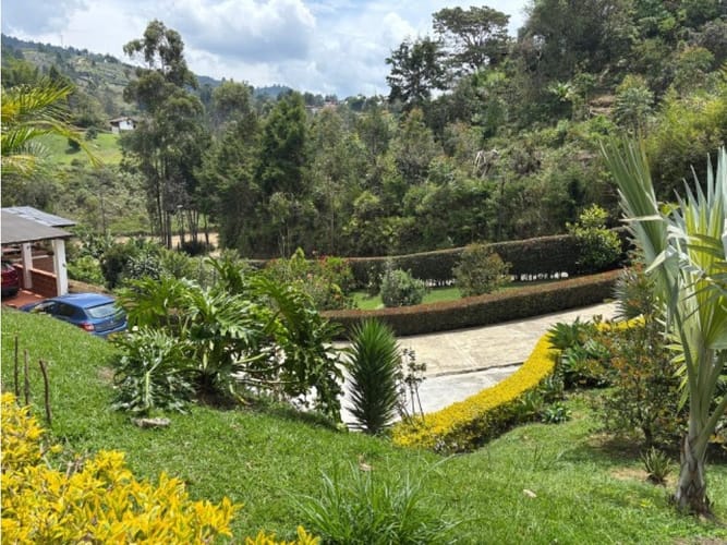 Casa de 2 alcobas en venta en Bellavista, Guarne, 300 m² · foto 19 de 21