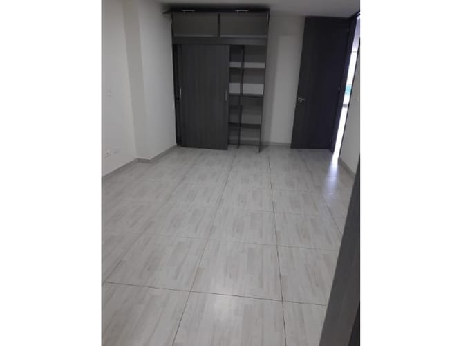Apartamento de 3 alcobas en venta en Laureles, Medellín, 120 m² · foto 12 de 24