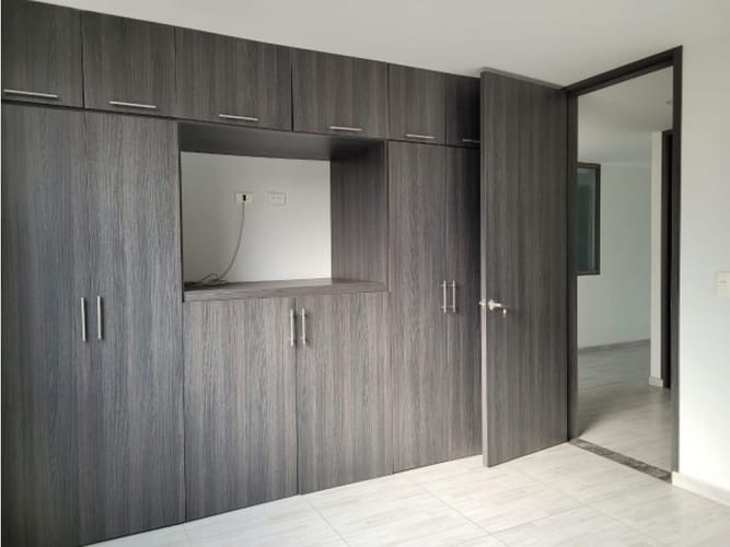 Apartamento de 3 alcobas en venta en Laureles, Medellín, 120 m² · foto 13 de 24