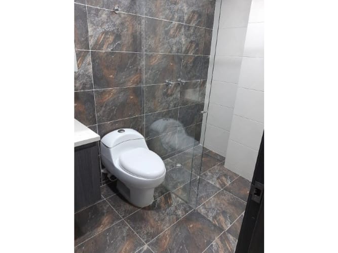 Apartamento de 3 alcobas en venta en Laureles, Medellín, 120 m² · foto 20 de 24