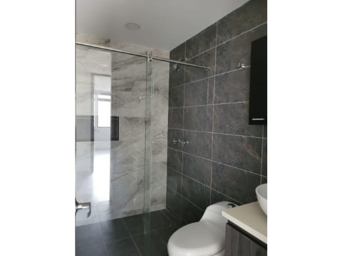 Apartamento de 3 alcobas en venta en Laureles, Medellín, 120 m² · foto 23 de 24