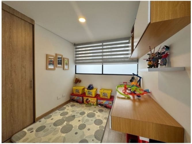 Apartamento de 3 alcobas en venta en El Poblado, Medellín, 111 m² · foto 10 de 11