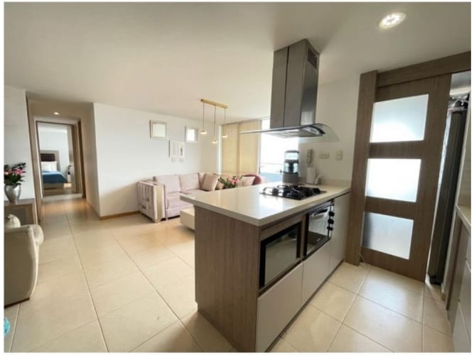 Apartamento de 3 alcobas en venta en El Poblado, Medellín, 86 m² · foto 2 de 10