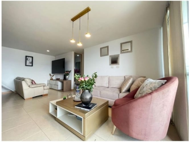 Apartamento de 3 alcobas en venta en El Poblado, Medellín, 86 m² · foto 4 de 10