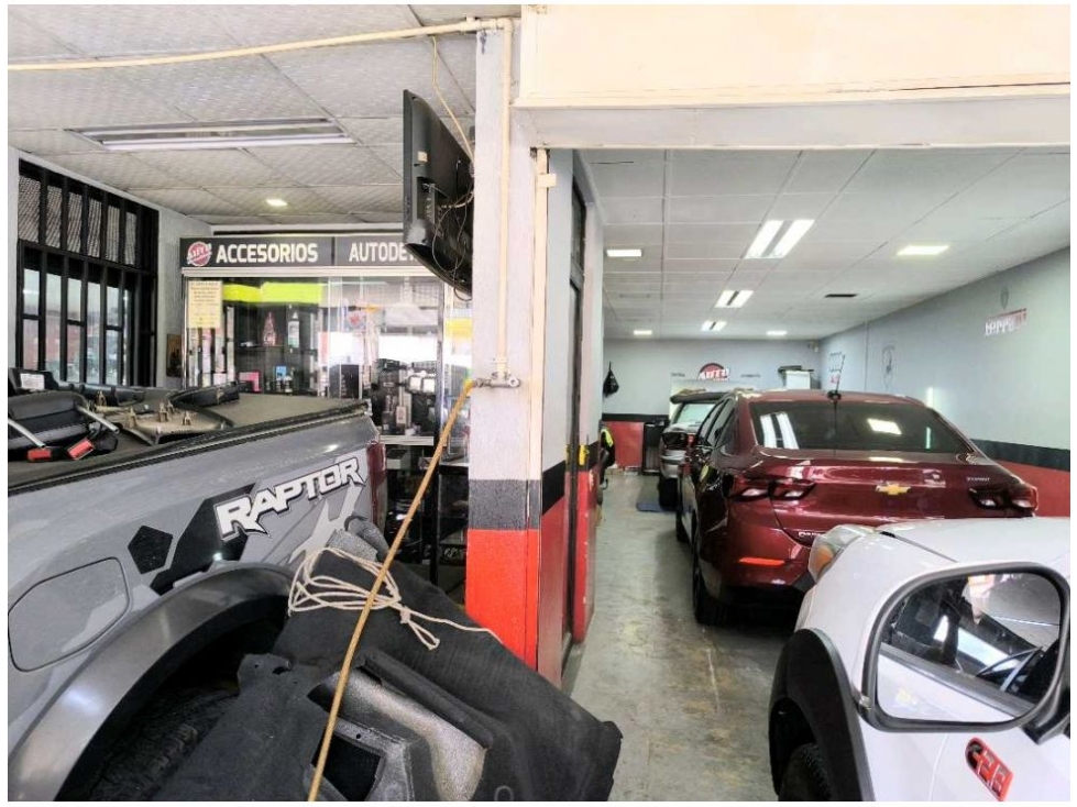Local en venta en Laureles, Medellín, 75 m² · foto 5 de 11
