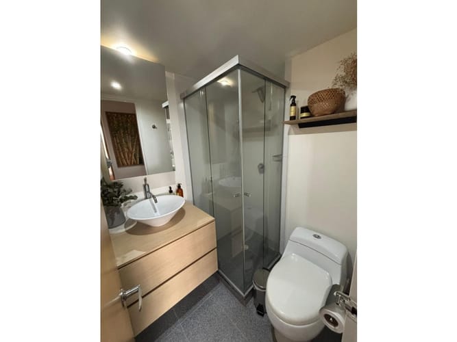Apartamento de 4 alcobas en venta en El Poblado, Medellín, 101 m² · foto 7 de 24