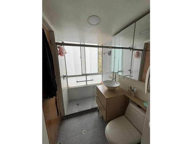 Apartamento de 4 alcobas en venta en El Poblado, Medellín, 101 m² · foto 9 de 24
