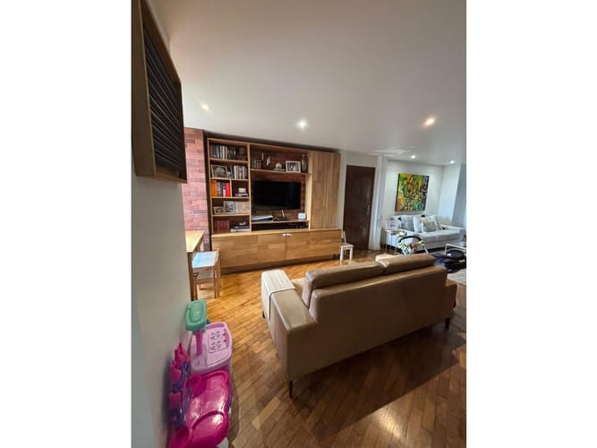 Apartamento de 4 alcobas en venta en El Poblado, Medellín, 101 m² · foto 20 de 24