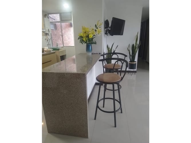 Apartamento de 3 alcobas en venta en Rionegro, 90 m² · foto 3 de 14