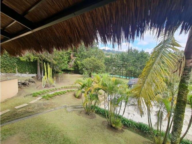 Casa de 5 alcobas en venta en Sajonia, Rionegro, 450 m² · foto 17 de 17