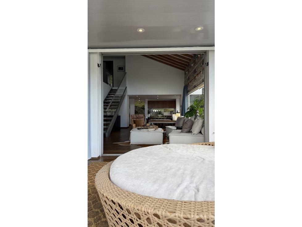 Casa de 3 alcobas en venta en Pantanillo, El Retiro, 248 m² · foto 4 de 24