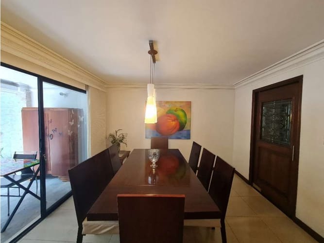 Casa de 4 alcobas en venta en El Poblado, Medellín, 245 m² · foto 4 de 11