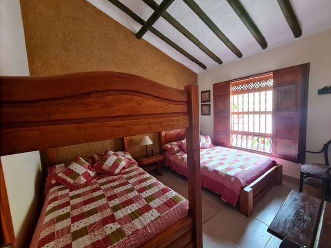 Casa de 4 alcobas en venta en Sajonia, Rionegro, 384 m² · foto 9 de 15