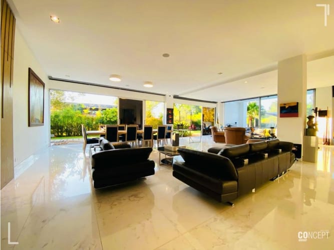 Casa de 9 alcobas en venta en Llano Grande, Rionegro, 1568 m² · foto 3 de 24