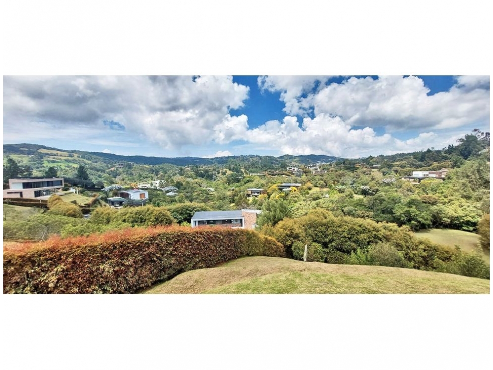 Lote en venta en Las Palmas, Envigado, 2007 m² · foto 2 de 7