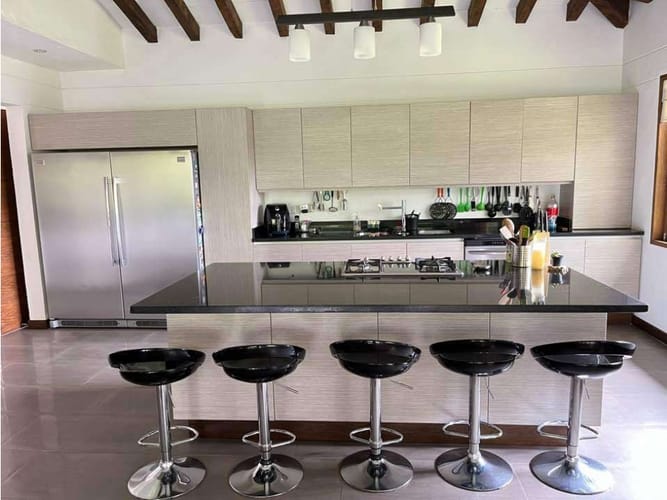 Casa de 4 alcobas en venta en El Poblado, Medellín, 350 m² · foto 5 de 18