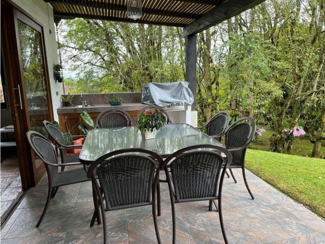 Casa de 4 alcobas en venta en El Poblado, Medellín, 350 m² · foto 8 de 18
