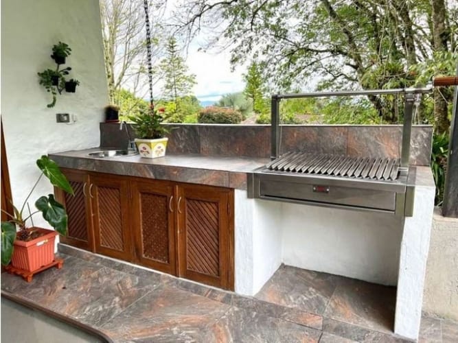 Casa de 4 alcobas en venta en El Poblado, Medellín, 350 m² · foto 11 de 18