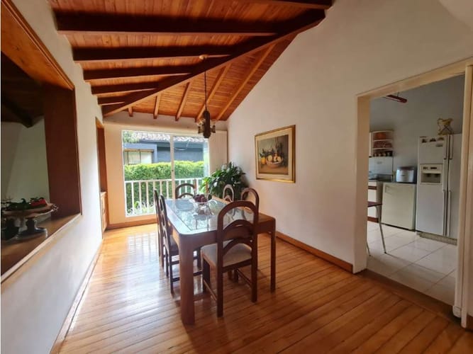 Casa de 4 alcobas en venta en El Poblado, Medellín, 300 m² · foto 7 de 12