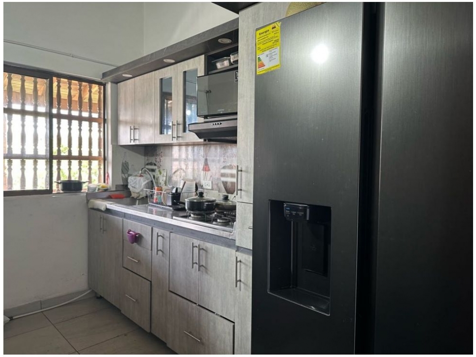 Casa de 10 alcobas en venta en Palenque, Medellín, 565 m² · foto 5 de 14