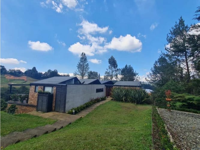 Casa de 3 alcobas en venta en Vía Las Palmas, Envigado · foto 3 de 15