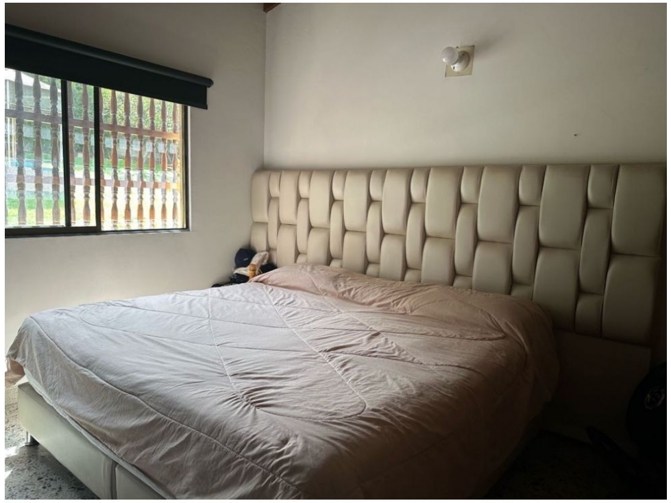 Casa de 10 alcobas en venta en Palenque, Medellín, 565 m² · foto 12 de 14