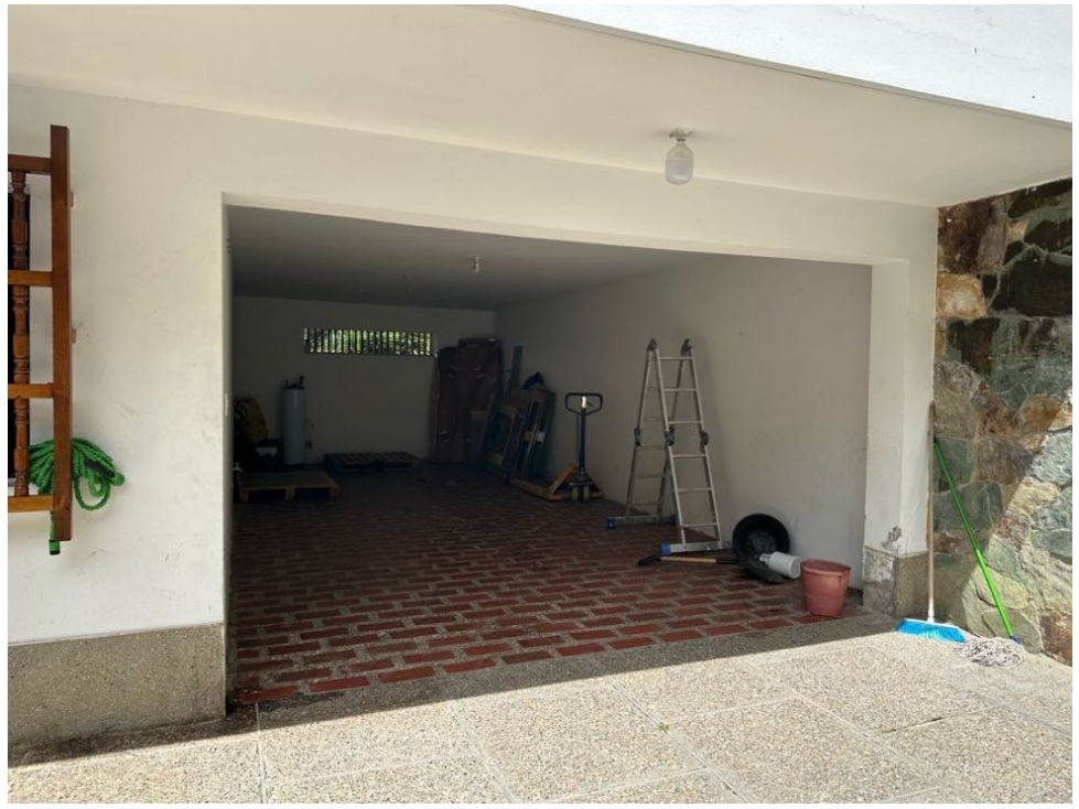 Casa de 10 alcobas en venta en Palenque, Medellín, 565 m² · foto 13 de 14