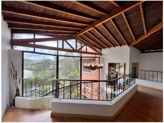 Casa de 3 alcobas en venta en Escobero, Medellín, 436 m² · foto 10 de 20