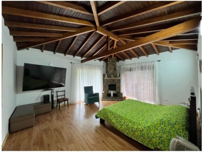 Casa de 3 alcobas en venta en Escobero, Medellín, 436 m² · foto 16 de 20
