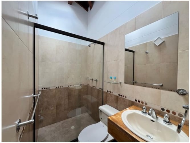 Casa de 3 alcobas en venta en Escobero, Medellín, 436 m² · foto 19 de 20