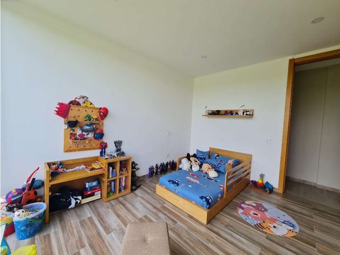 Casa de 3 alcobas en venta en El Retiro, 280 m² · foto 13 de 18