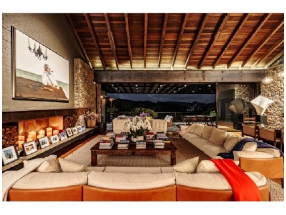 Casa de 4 alcobas en venta en El Retiro, 765 m² · foto 2 de 17