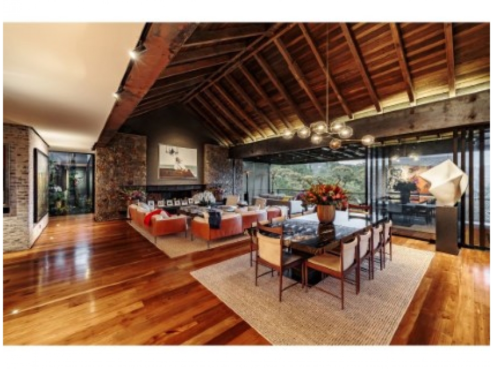 Casa de 4 alcobas en venta en El Retiro, 765 m² · foto 4 de 17