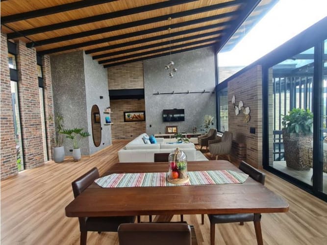 Casa de 3 alcobas en venta en Pantanillo, El Retiro, 360 m² · foto 3 de 15