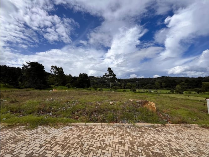 Lote en venta en Las Palmas, Envigado, 2100 m² · foto 3 de 7