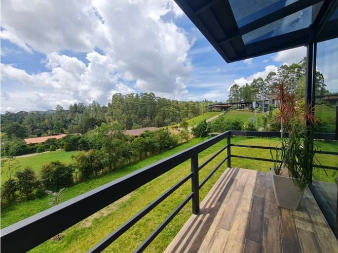 Casa de 3 alcobas en venta en Pantanillo, El Retiro, 360 m² · foto 14 de 15
