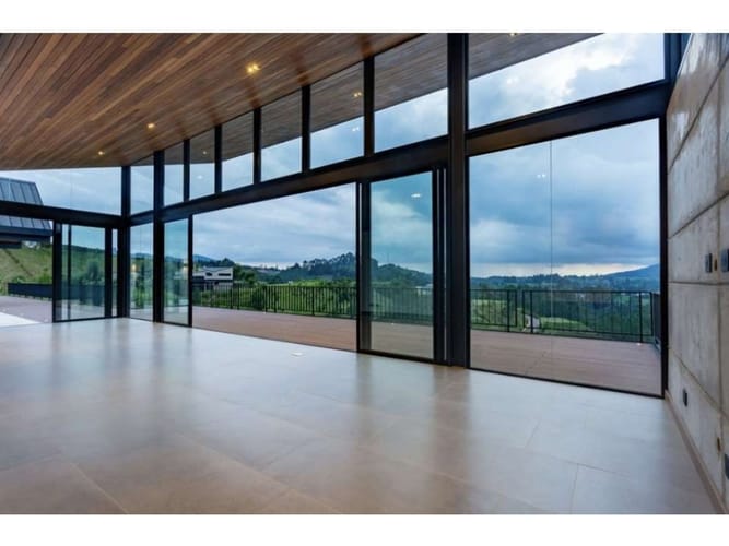 Casa de 4 alcobas en venta en Lejos Del Nido, El Retiro · foto 11 de 15