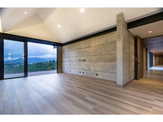 Casa de 4 alcobas en venta en Lejos Del Nido, El Retiro · foto 13 de 15