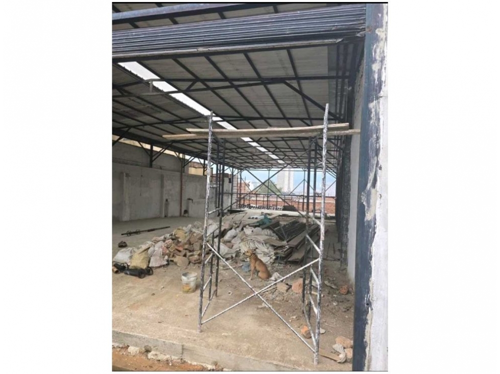 Bodega en venta en Bellavista, Medellín, 630 m² · foto 3 de 5